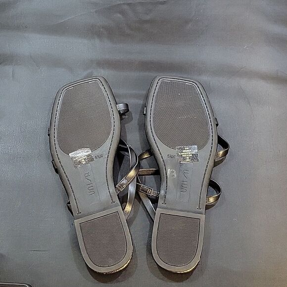 BRAND NEW UNISA SQUARE OPEN TOE WOMEN"S FLAT SANDAL - Picture 13 of 15